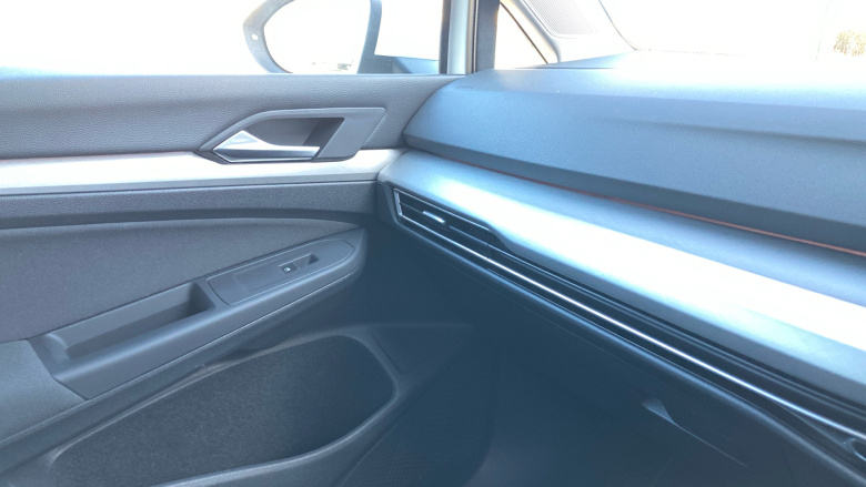 Volkswagen Golf 1.5 TSI Life 5dr Petrol Hatchback